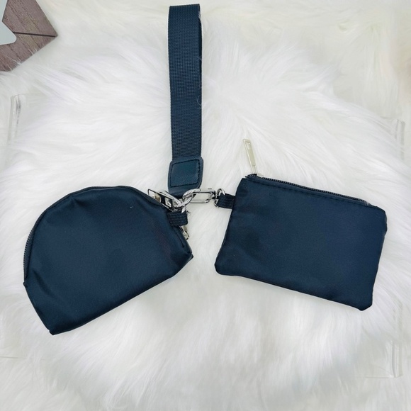 Dual Power pouches w/ Bear Astronaut Light up Keychain - Picture 5 of 8